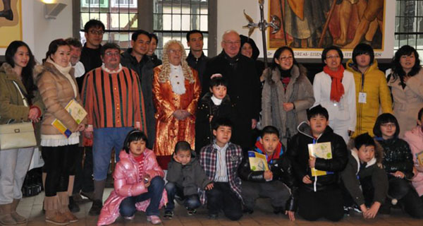 Bei der Begrüßung im Rathaus Hann. Münden war nicht nur der Bürgermeister, Klaus Burhenne, sondern auch Doktor Eisenfaust zugegen. Dienstag 31.01.2012